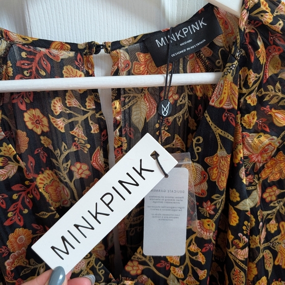 MINKPINK Foral Long Sleeve Dress - Picture 5 of 8